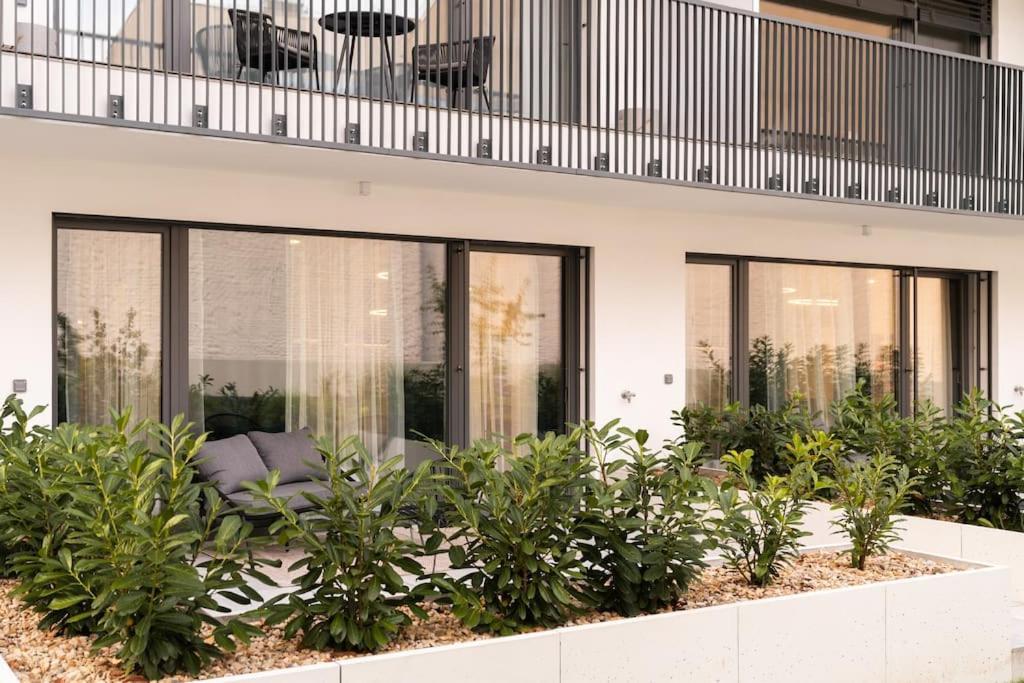 Gold Garden Terrace Apartment Brno Exterior foto